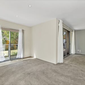 1D/17 Uriarra Road, Queanbeyan, NSW 2620 AUS