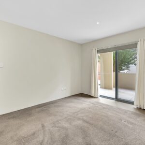 1D/17 Uriarra Road, Queanbeyan, NSW 2620 AUS