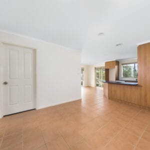 73 Hugh McKay Crescent, Dunlop, ACT 2615 AUS