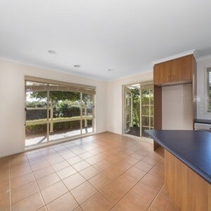 73 Hugh McKay Crescent, Dunlop, ACT 2615 AUS