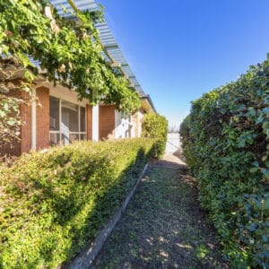 73 Hugh McKay Crescent, Dunlop, ACT 2615 AUS