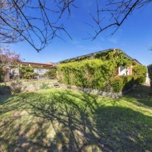 73 Hugh McKay Crescent, Dunlop, ACT 2615 AUS