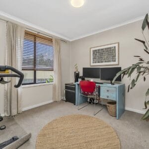 1 Harwood Court, Wanniassa, ACT 2903 AUS