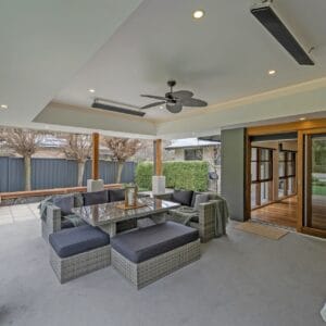 18 Morton Street, Weetangera, ACT 2614 AUS