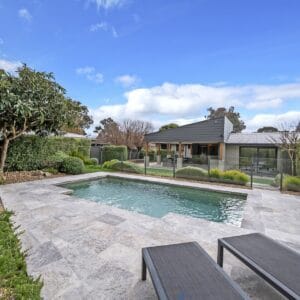 18 Morton Street, Weetangera, ACT 2614 AUS