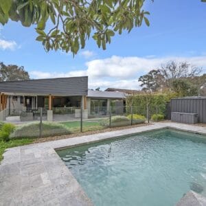 18 Morton Street, Weetangera, ACT 2614 AUS