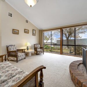 31 Dash Crescent, Fadden, ACT 2904 AUS