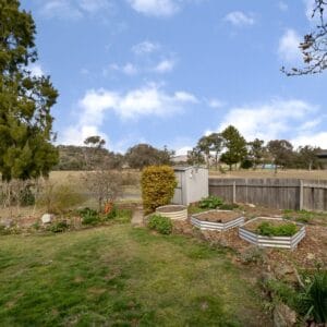 31 Dash Crescent, Fadden, ACT 2904 AUS