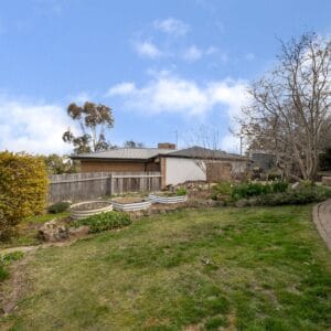 31 Dash Crescent, Fadden, ACT 2904 AUS