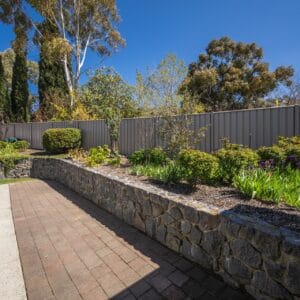 2 Mina Wylie Crescent, Gordon, ACT 2906 AUS