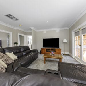 13 Hinton Place, Conder, ACT 2906 AUS