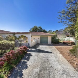 33 Fincham Crescent, Wanniassa, ACT 2903 AUS