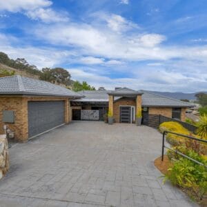 40 Galbraith Close, Banks, ACT 2906 AUS