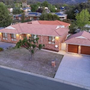 28 Dobell Circuit, Conder, ACT 2906 AUS