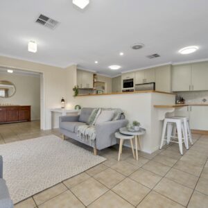 11 Dinnison Circuit, Kambah, ACT 2902 AUS