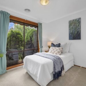 12 Freda Gibson Circuit, Theodore, ACT 2905 AUS