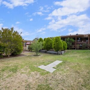 12 Freda Gibson Circuit, Theodore, ACT 2905 AUS