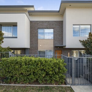 3/10 Ellison Harvie Close, Greenway, ACT 2900 AUS
