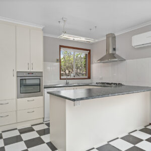 11/37 Derrington Crescent, Bonython, ACT 2905 AUS