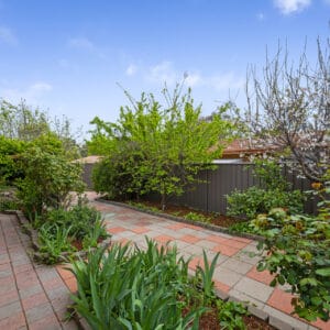 11/37 Derrington Crescent, Bonython, ACT 2905 AUS