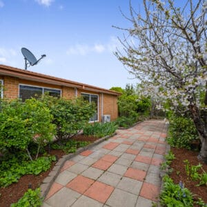 11/37 Derrington Crescent, Bonython, ACT 2905 AUS