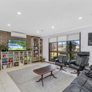 57 Bugden Avenue, Gowrie, ACT 2904 AUS