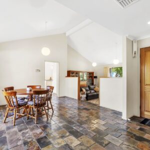 3 Ford Place, Gordon, ACT 2906 AUS