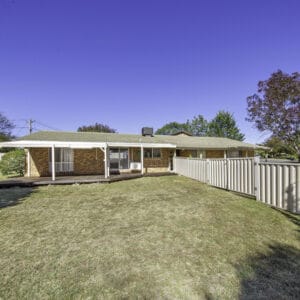 8 Jacoby Place, Stirling, ACT 2611 AUS