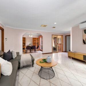 7 Millpost Close, Palmerston, ACT 2913 AUS