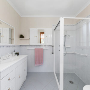 7 Millpost Close, Palmerston, ACT 2913 AUS