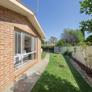 7 Millpost Close, Palmerston, ACT 2913 AUS