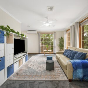 71 Bellchambers Crescent, Banks, ACT 2906 AUS