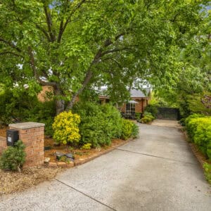 71 Bellchambers Crescent, Banks, ACT 2906 AUS