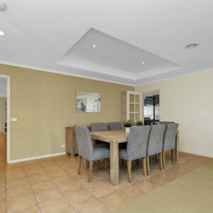 8 McGilvray Close, Gordon, ACT 2906 AUS