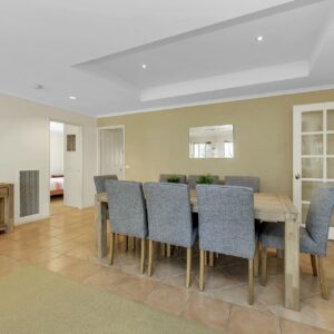 8 McGilvray Close, Gordon, ACT 2906 AUS