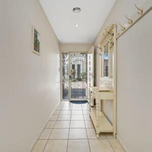 2/3 Charles Place, Gordon, ACT 2906 AUS