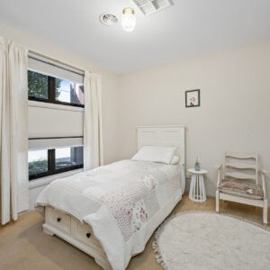 2/3 Charles Place, Gordon, ACT 2906 AUS