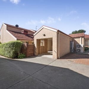 1/10 Bennetts Close, McKellar, ACT 2617 AUS