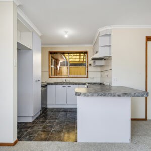 9 McKivat Close, Gordon, ACT 2906 AUS