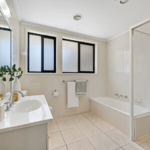 43 Attiwell Circuit, Kambah, ACT 2902 AUS