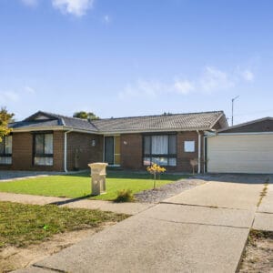 85 Beattie Crescent, Chisholm, ACT 2905 AUS
