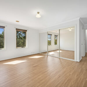 1/10 Bennetts Close, McKellar, ACT 2617 AUS
