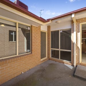 1/10 Bennetts Close, McKellar, ACT 2617 AUS