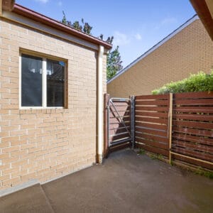 1/10 Bennetts Close, McKellar, ACT 2617 AUS