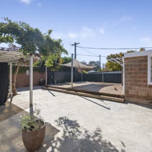11 Narambi Street, Narrabundah, ACT 2604 AUS
