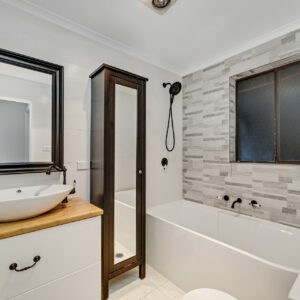 10 Kirkton Street, Wanniassa, ACT 2903 AUS