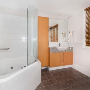 59/8 Dominion Circuit, Forrest, ACT 2603 AUS