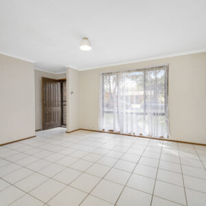 17 Cromwell Circuit, Isabella Plains, ACT 2905 AUS