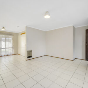 17 Cromwell Circuit, Isabella Plains, ACT 2905 AUS